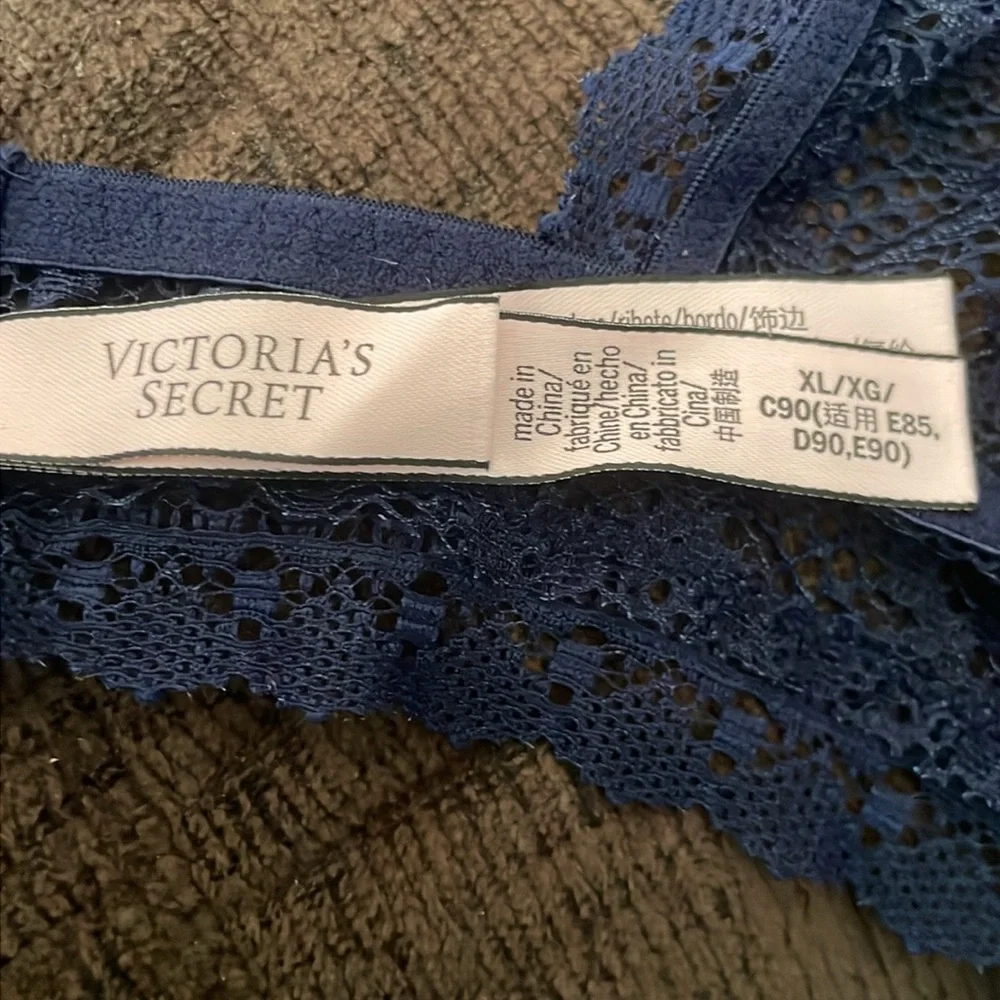 Victoria’s Secret xL/XXL HIGH NECK BRALETTE - Picture 5 of 5